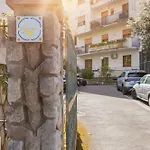 De Vivo Realty - Lunamare Apartment