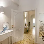 De Vivo Realty - Lunamare *
