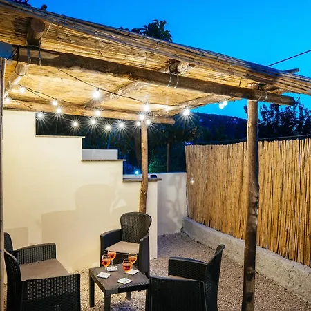 Apartment Lunamare *